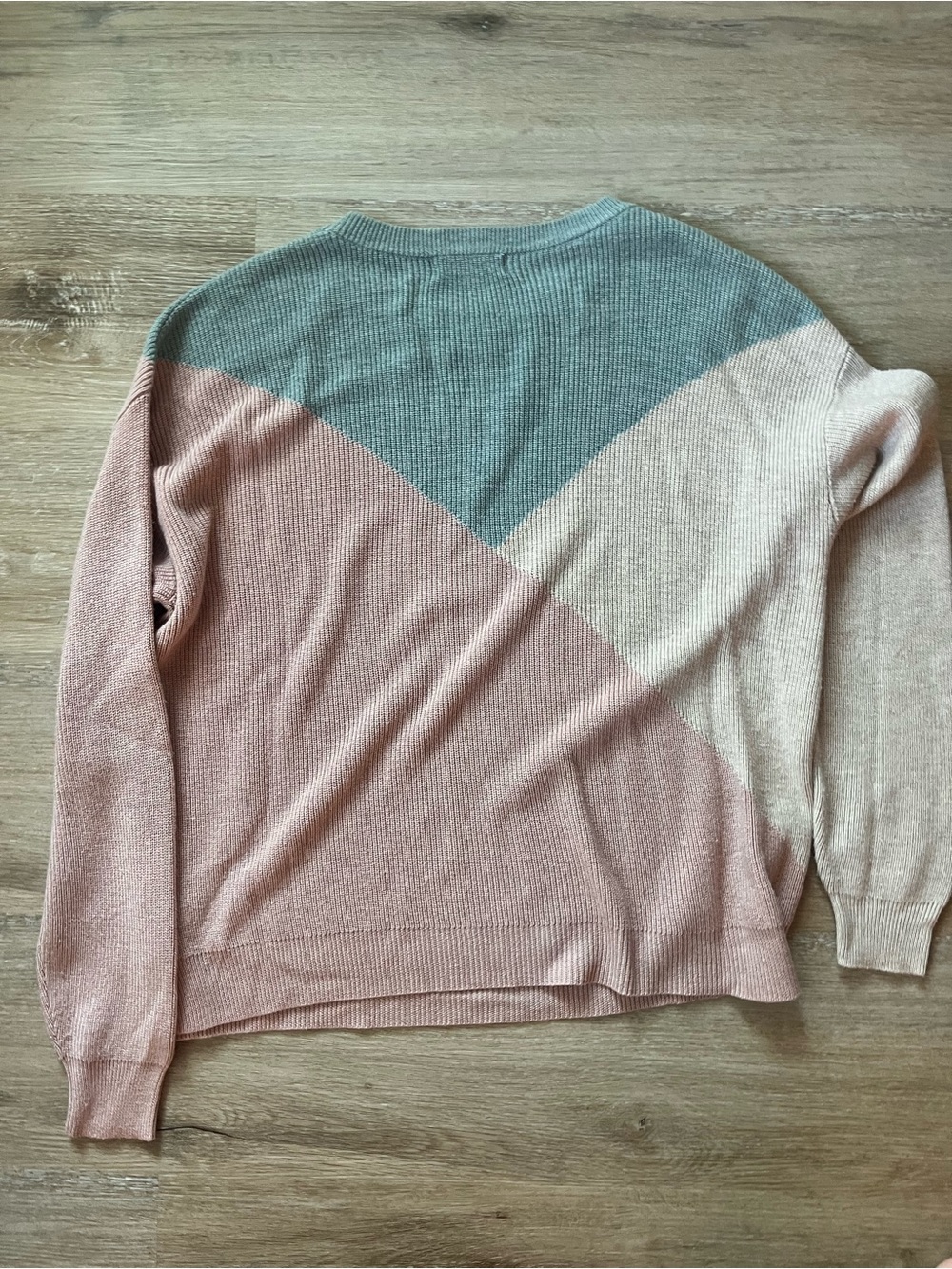For Good Colorblock sweater - Picture 2 of 4